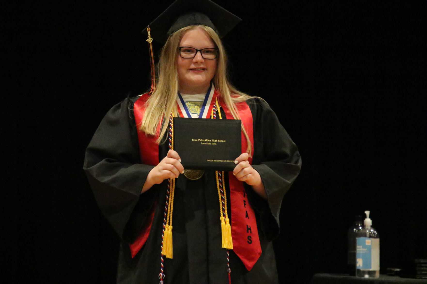 IFA_Grad1729.JPG